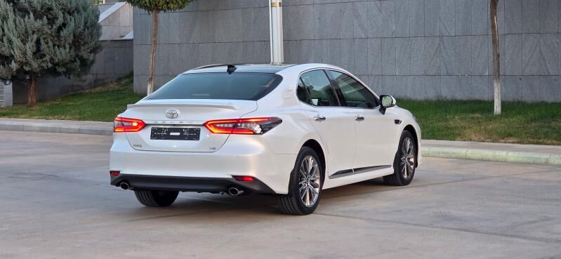 Toyota Camry 2021 - 628 000 TMT - Aşgabat - img 3