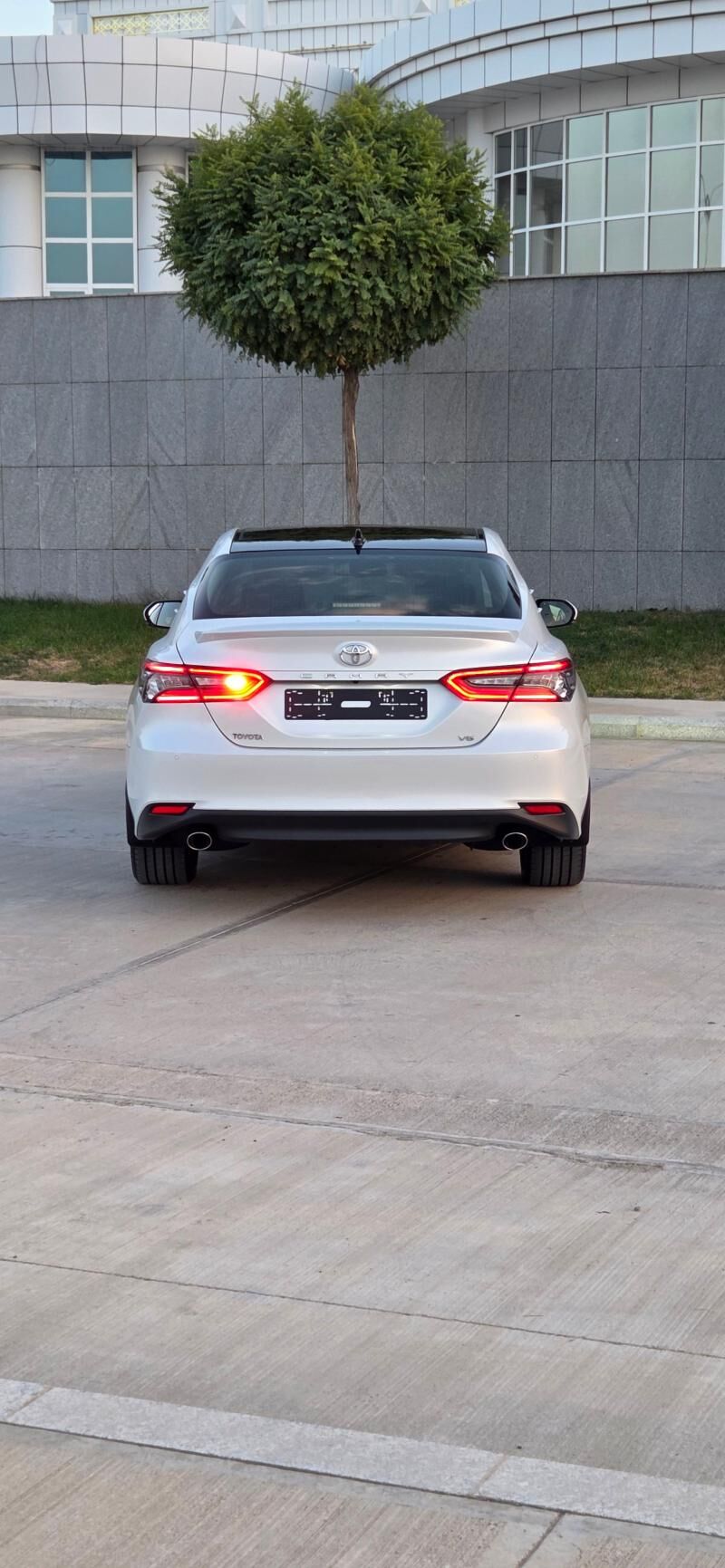 Toyota Camry 2021 - 628 000 TMT - Aşgabat - img 8