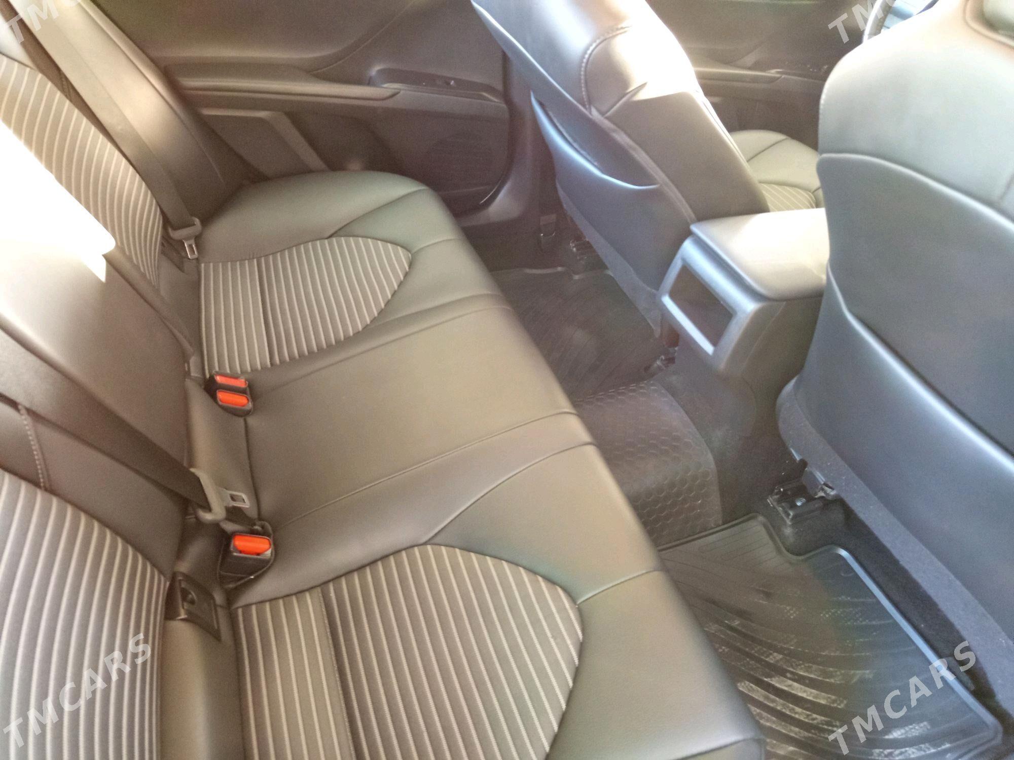 Toyota Camry 2022 - 310 000 TMT - Baýramaly - img 3