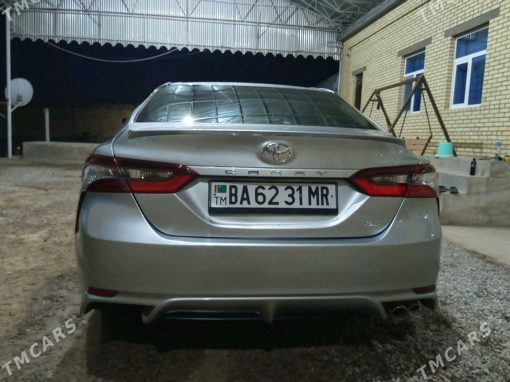 Toyota Camry 2022 - 310 000 TMT - Baýramaly - img 5