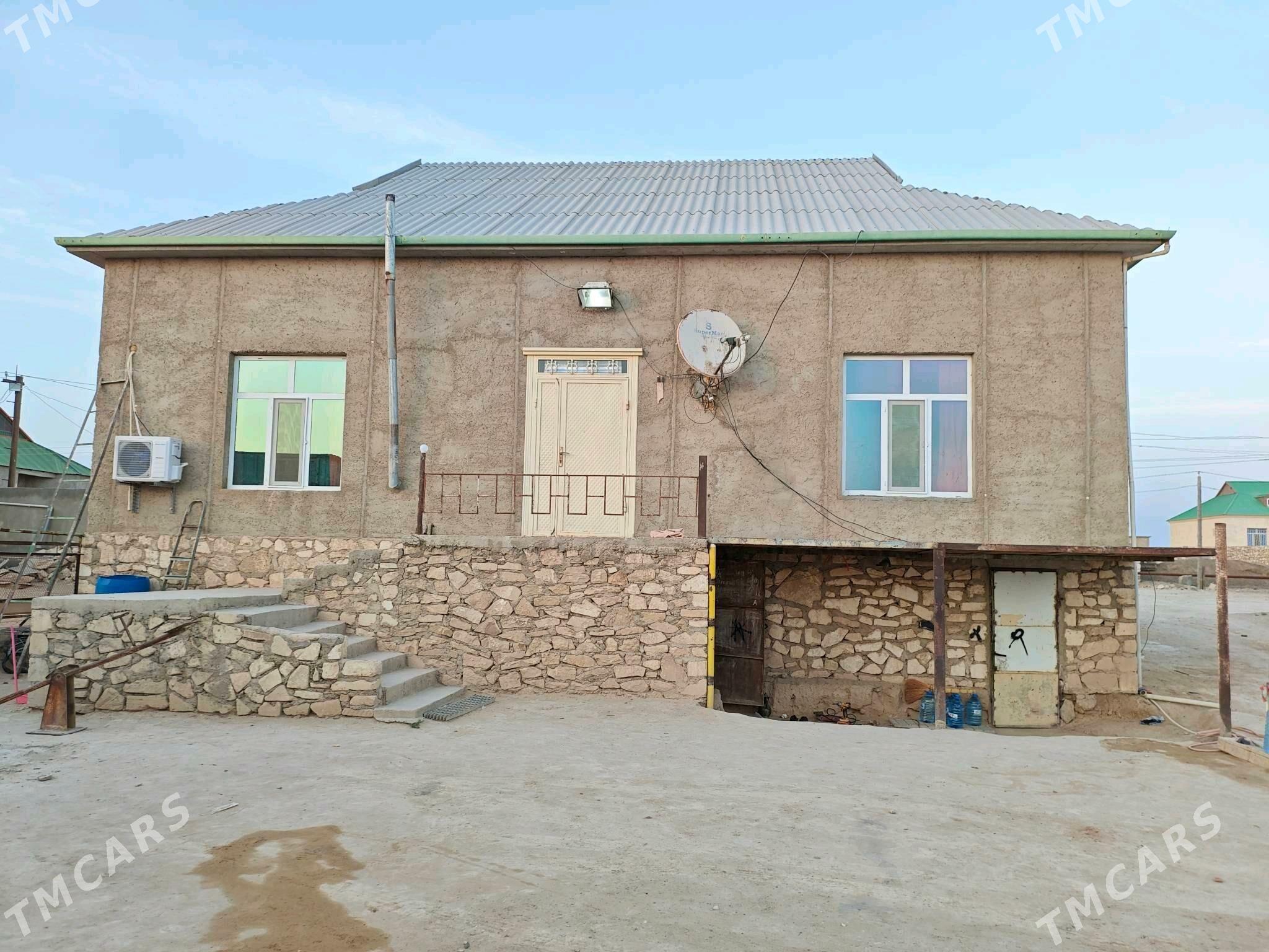 Продается дом в Акдаше - Туркменбаши - img 5