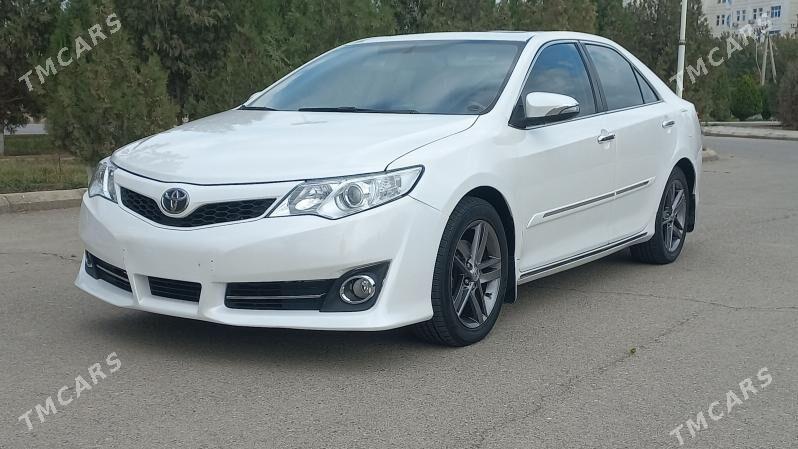 Toyota Camry 2012 - 227 000 TMT - Дашогуз - img 5