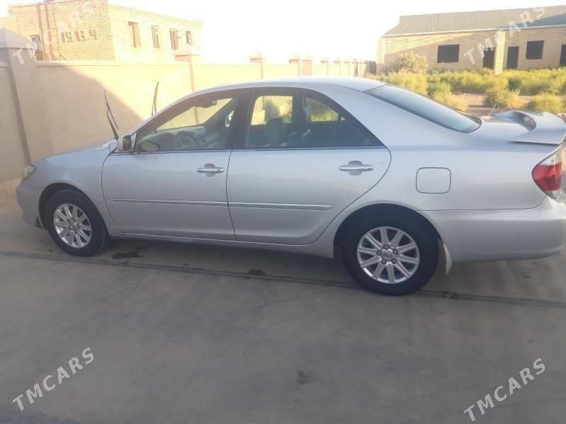 Toyota Camry 2003 - 190 000 TMT - Бабадайхан - img 5