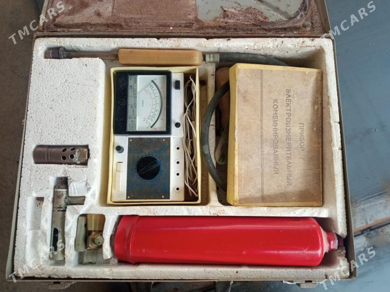 Holdenik unsturment - Дянев - img 2