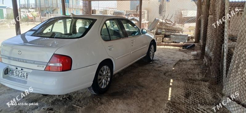 Nissan Altima 2000 - 50 000 TMT - Esenguly - img 4
