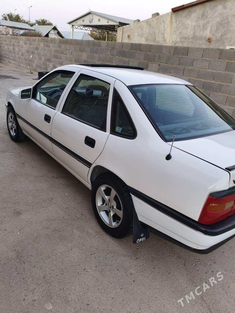 Opel Vectra 1991 - 52 000 TMT - Bäherden - img 3