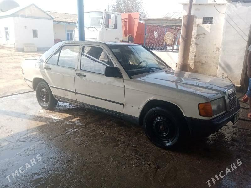 Mercedes-Benz 190-Class 1993 - 16 000 TMT - Эсенгулы - img 6
