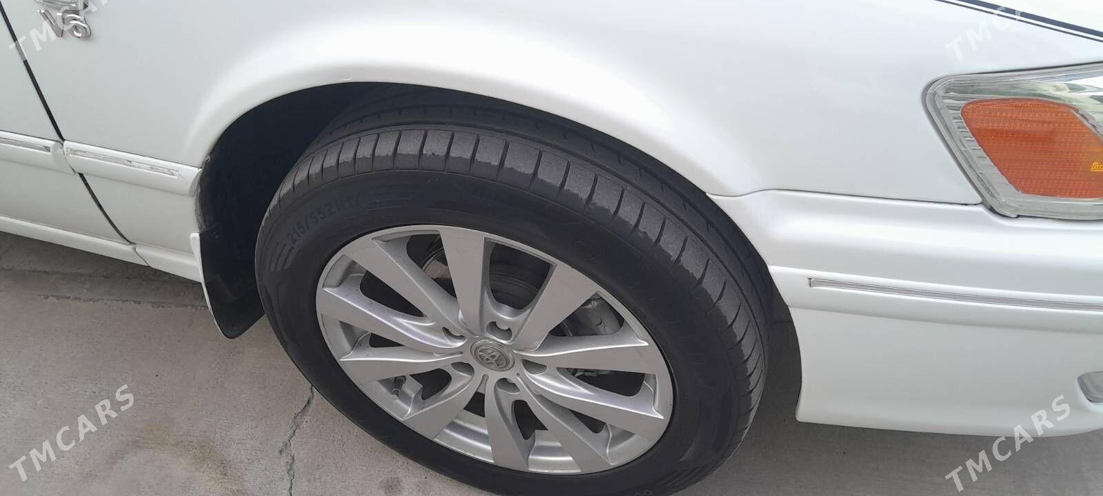 Toyota Camry 2000 - 119 000 TMT - Кака - img 5
