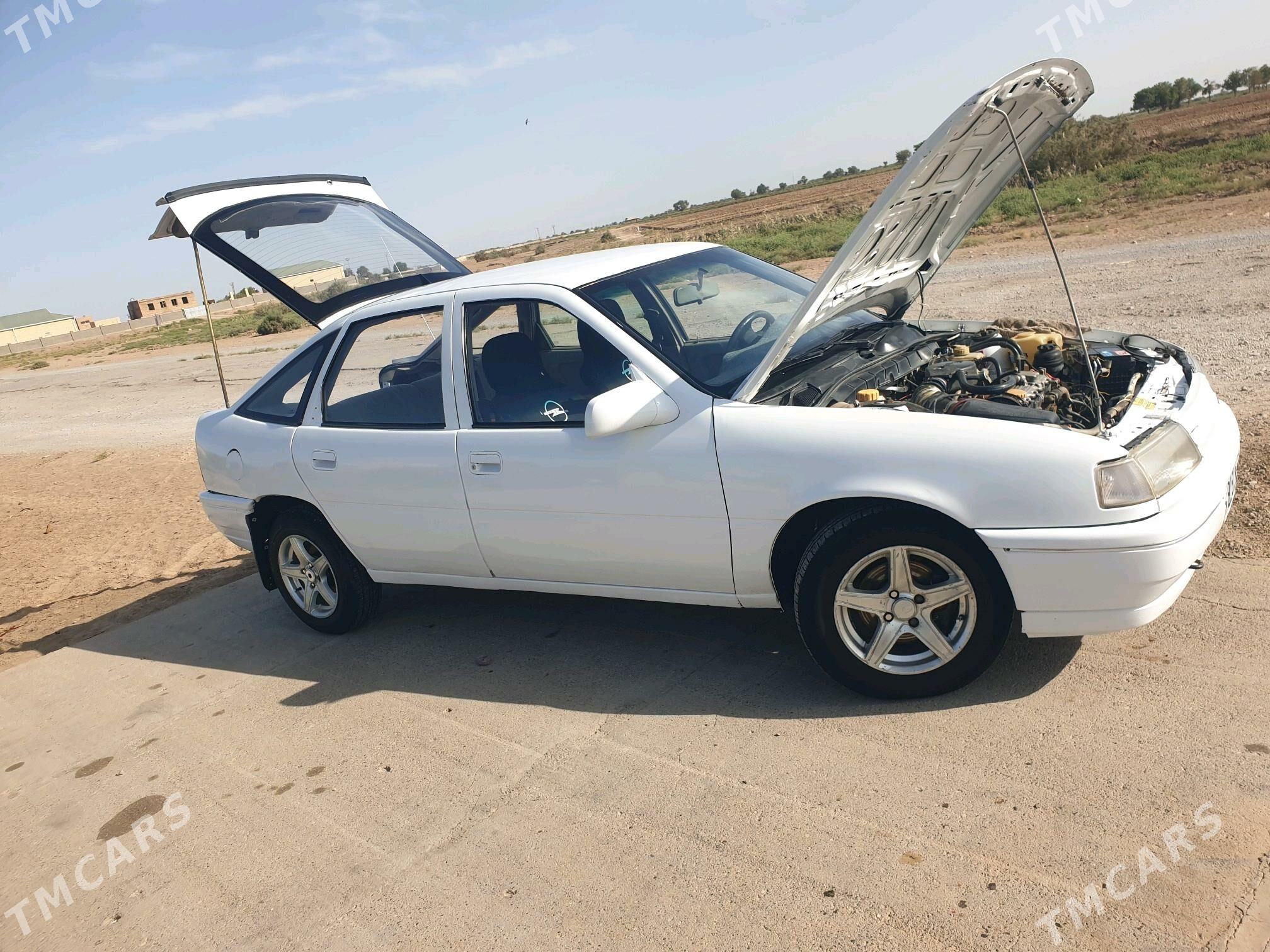 Opel Vectra 1990 - 28 000 TMT - Бабадайхан - img 9