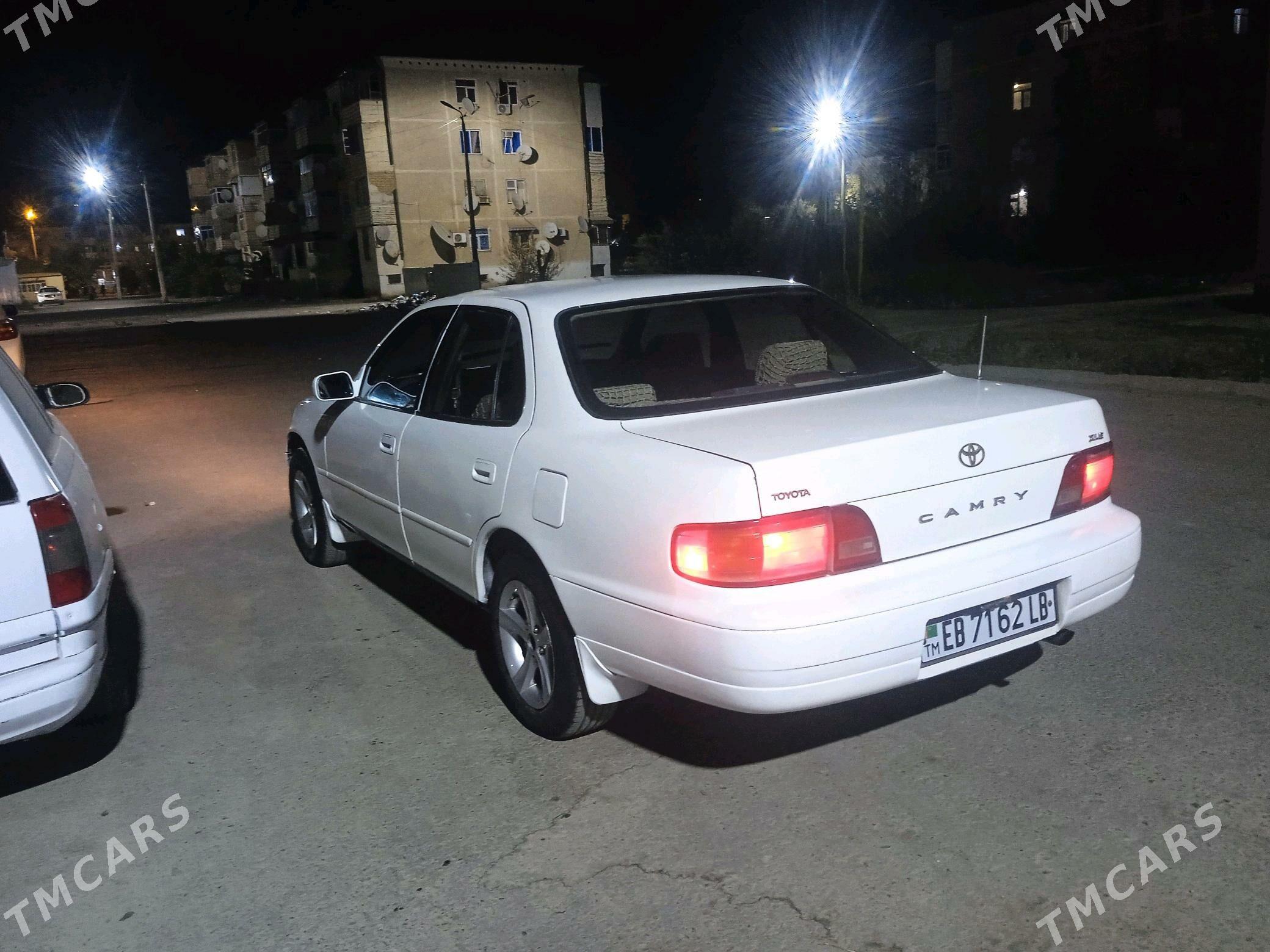 Toyota Camry 1994 - 45 000 TMT - Туркменабат - img 2