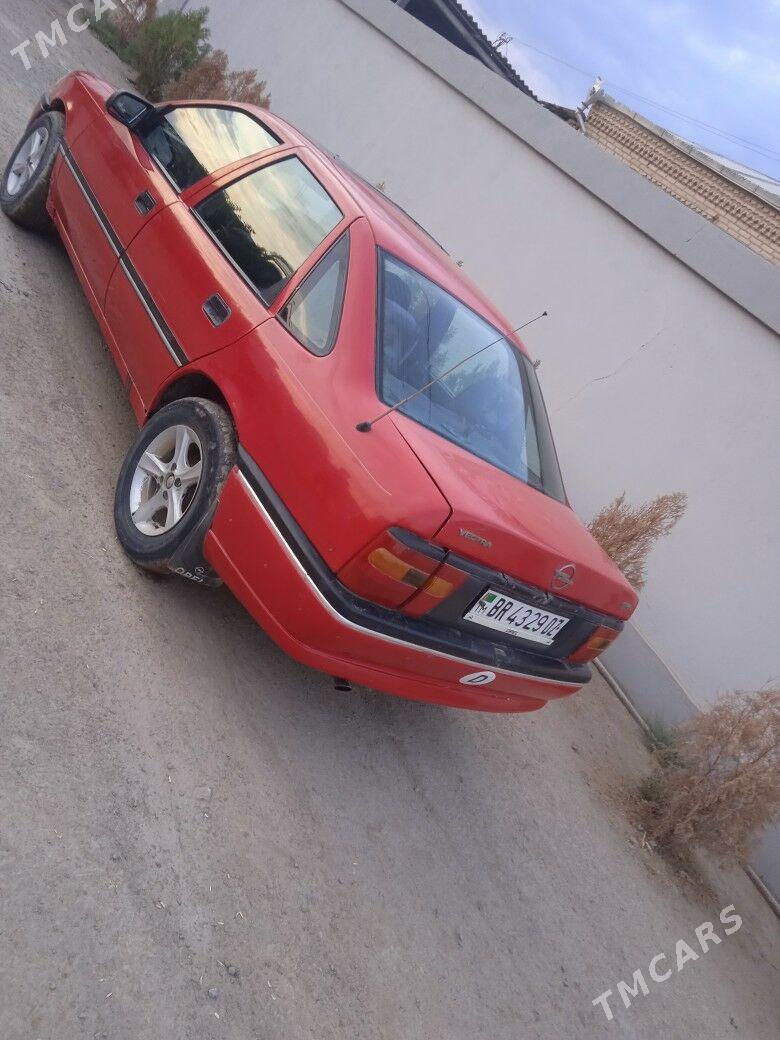 Opel Vectra 1989 - 38 000 TMT - Губадаг - img 2