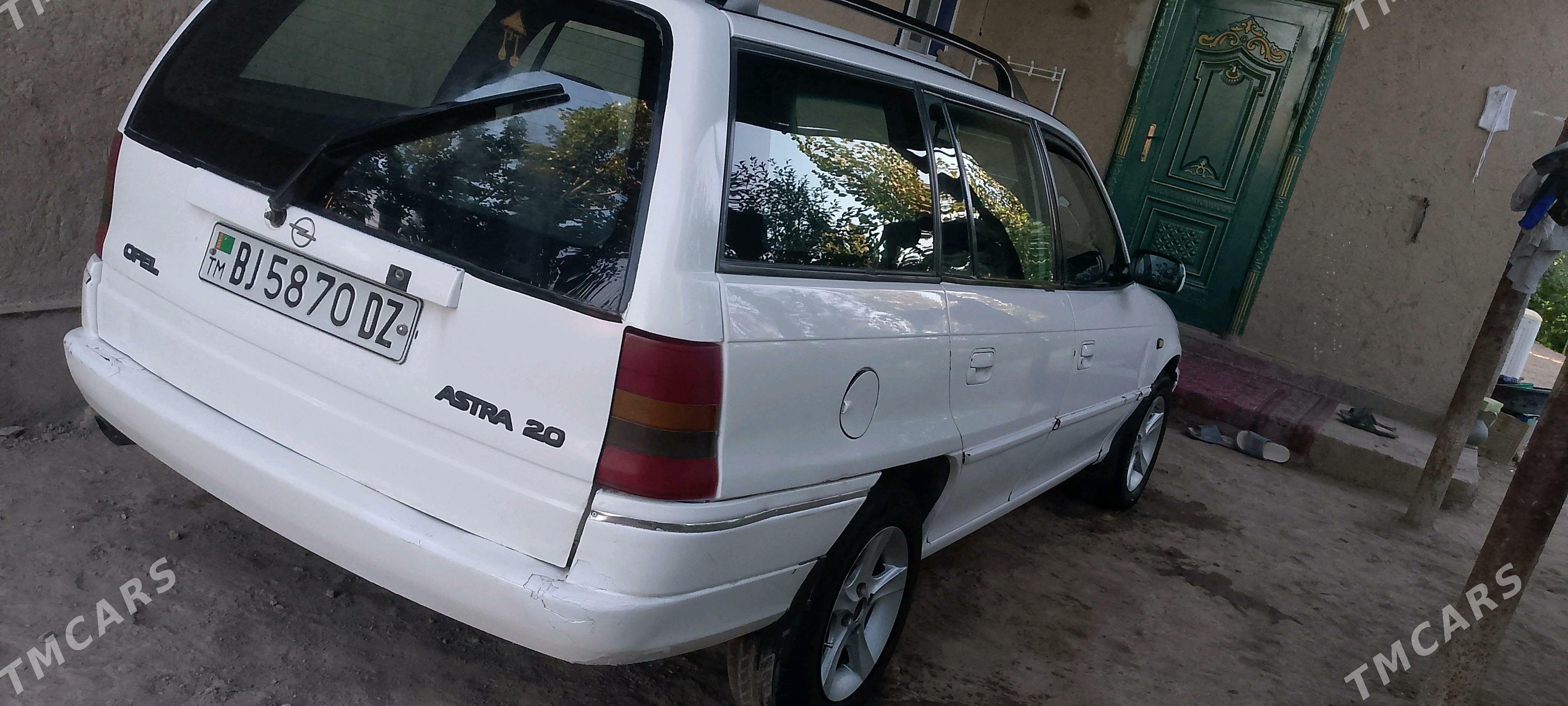 Opel Astra 1997 - 55 000 TMT - Губадаг - img 5