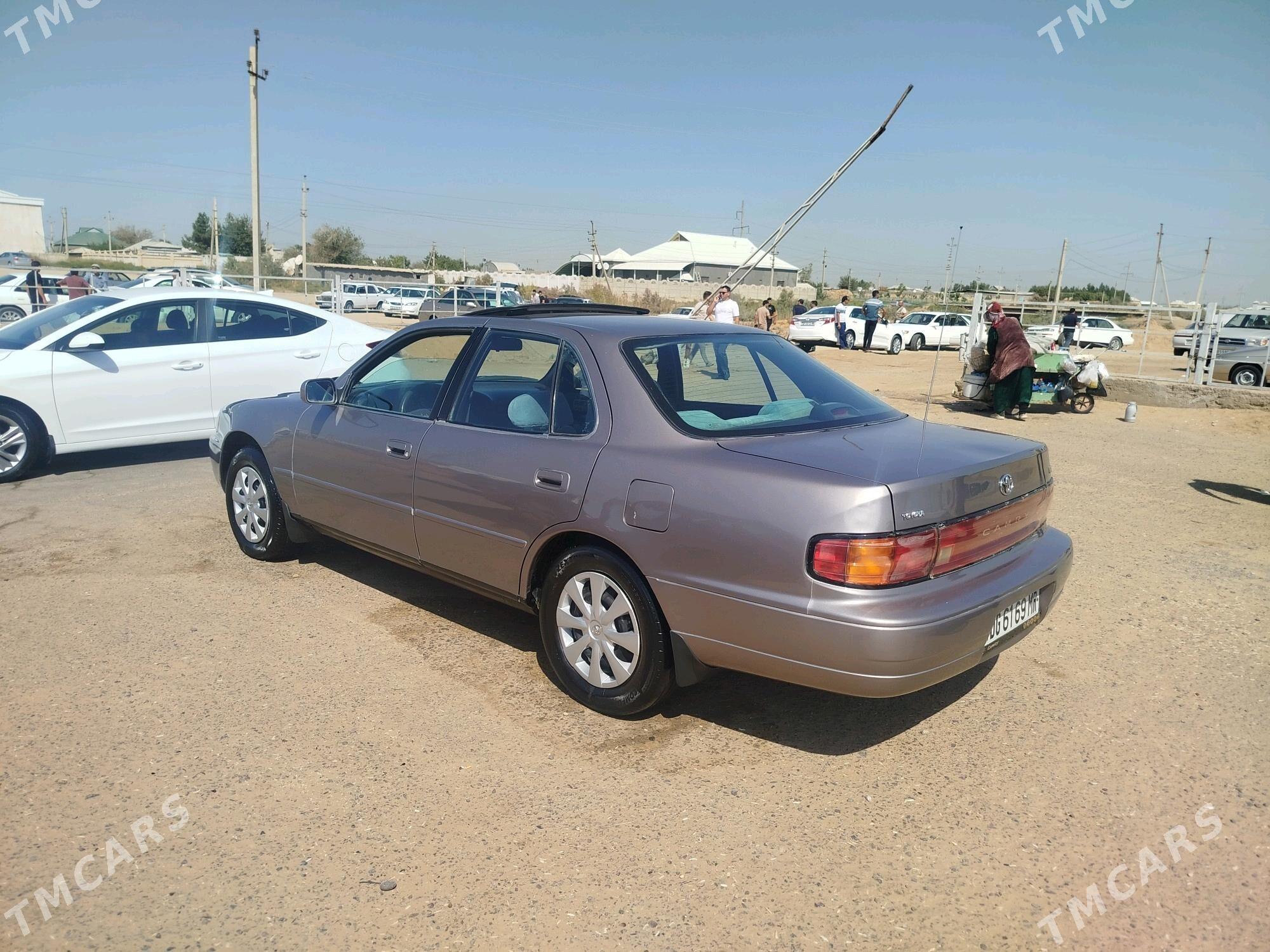 Toyota Camry 1994 - 93 000 TMT - Мары - img 3