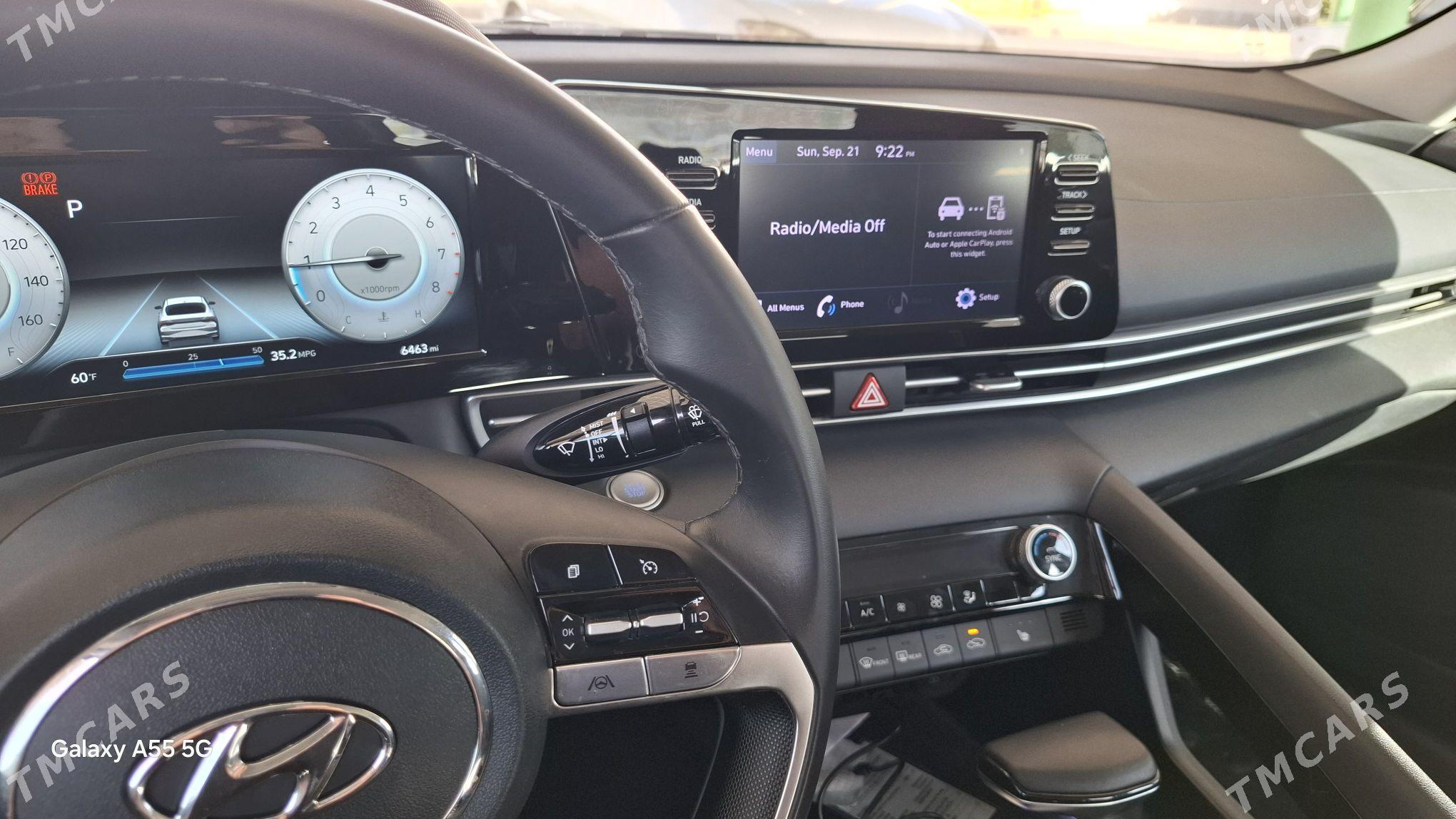 Hyundai Elantra 2022 - 240 000 TMT - Köşi - img 2