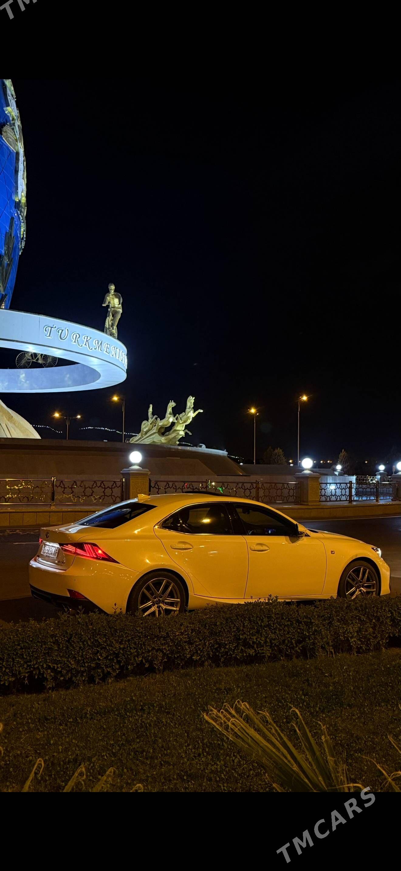 Lexus IS 350 2020 - 435 000 TMT - Мир 2 - img 4