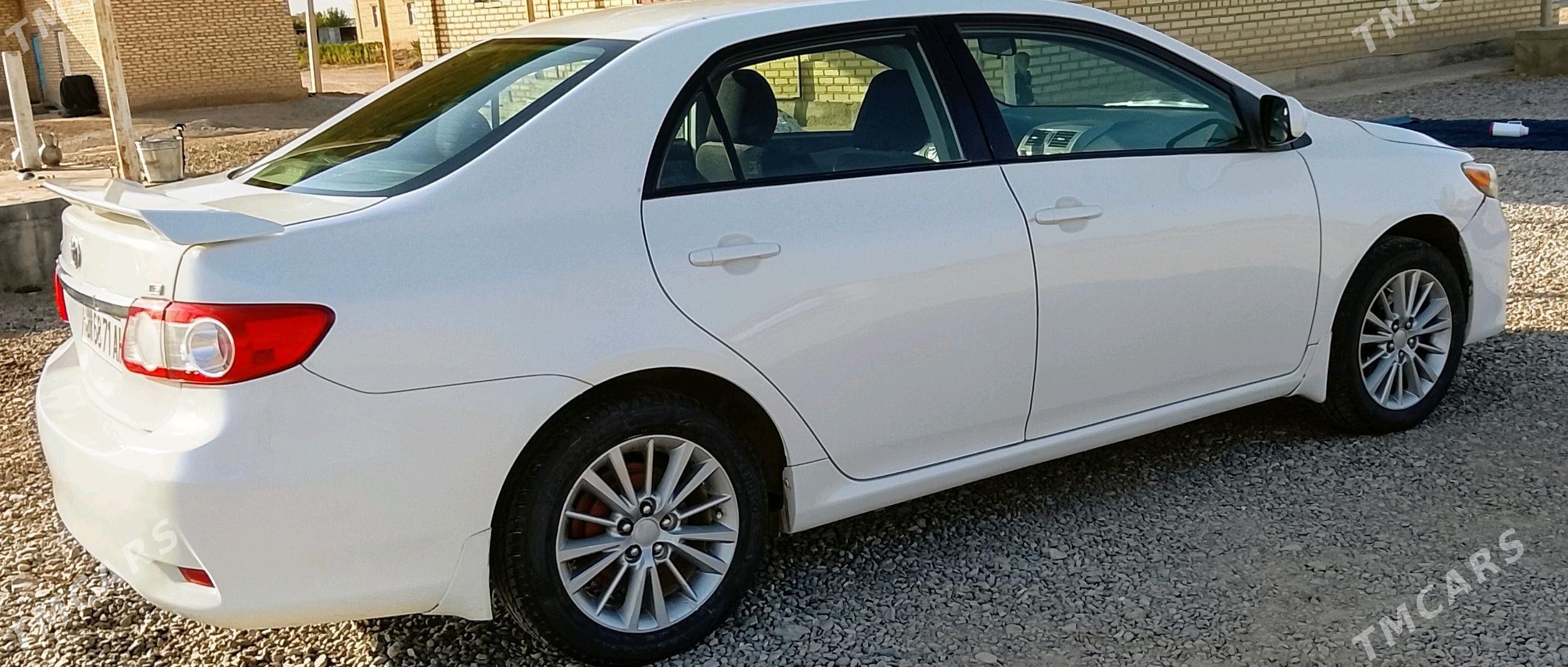 Toyota Corolla 2011 - 145 000 TMT - Babadaýhan - img 2