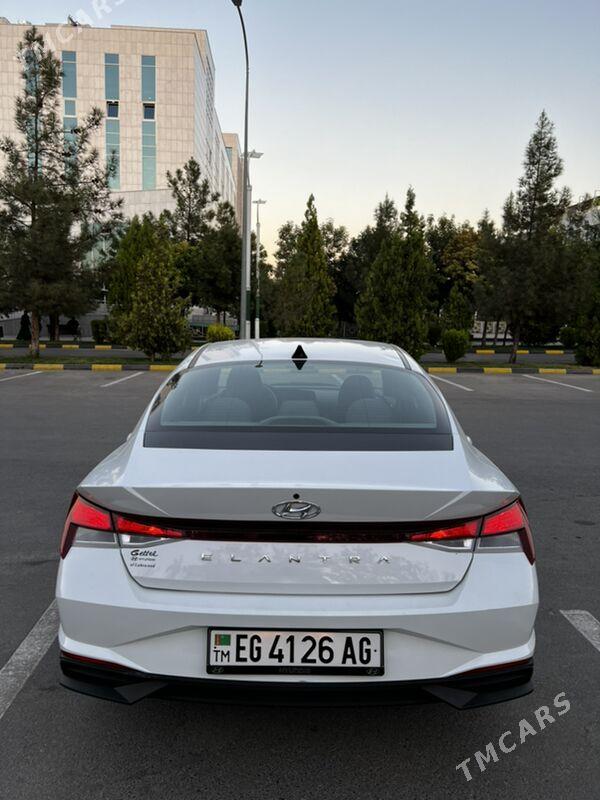 Hyundai Elantra 2021 - 250 000 TMT - Aşgabat - img 6