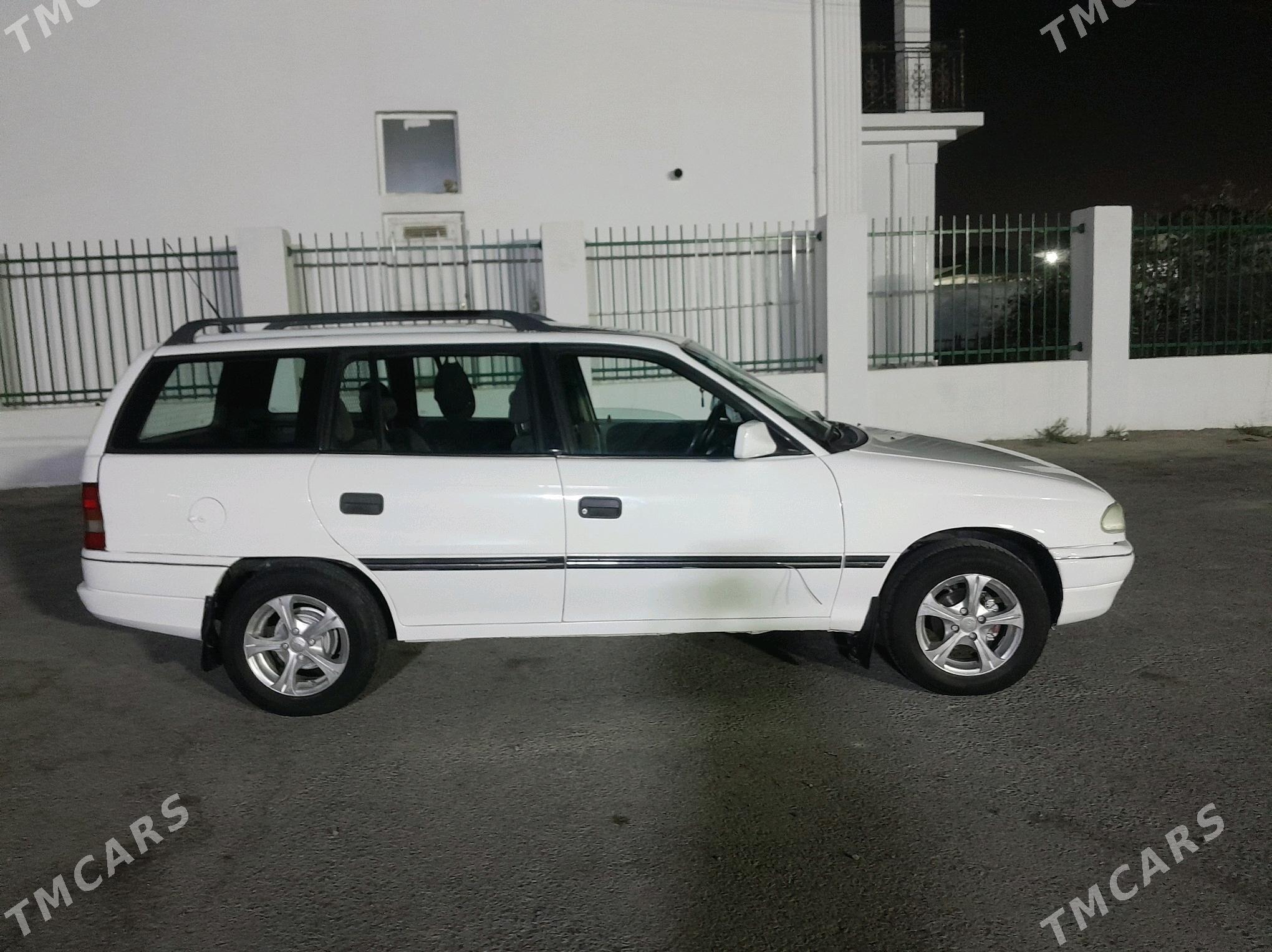 Opel Astra 1992 - 34 000 TMT - Бабадайхан - img 4
