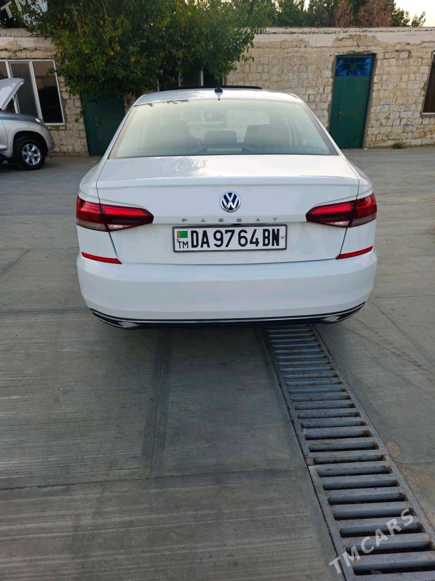 Volkswagen Passat 2021 - 255 000 TMT - Aşgabat - img 5