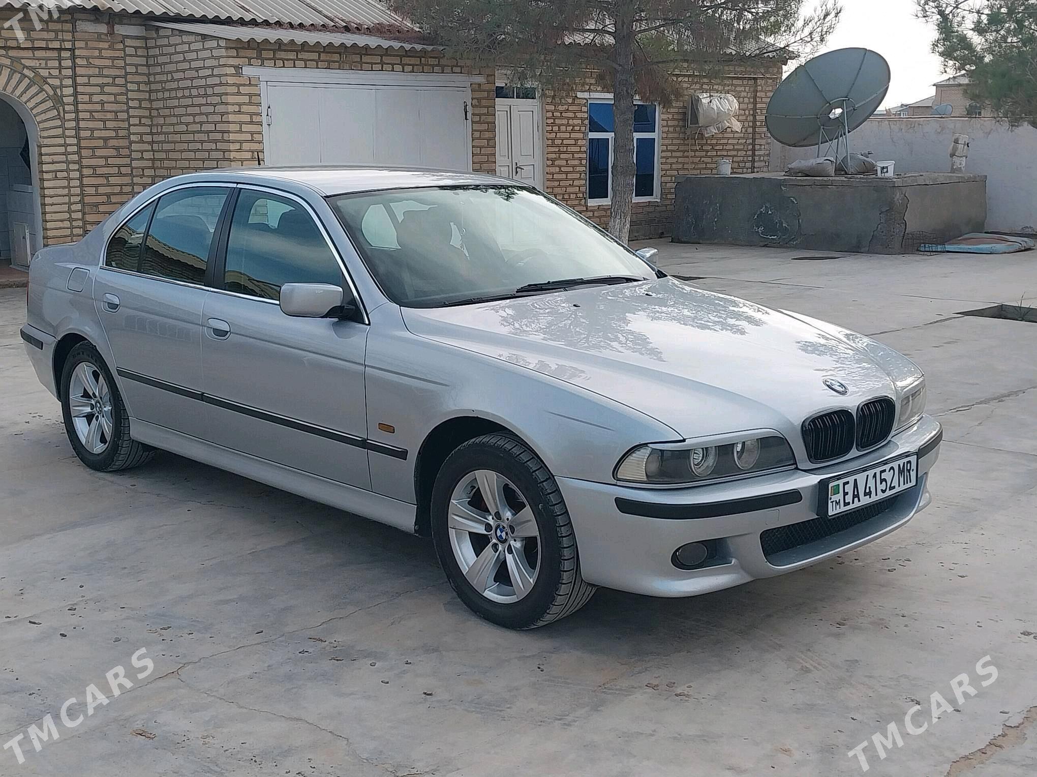 BMW 525 2000 - 125 000 TMT - Векильбазар - img 6