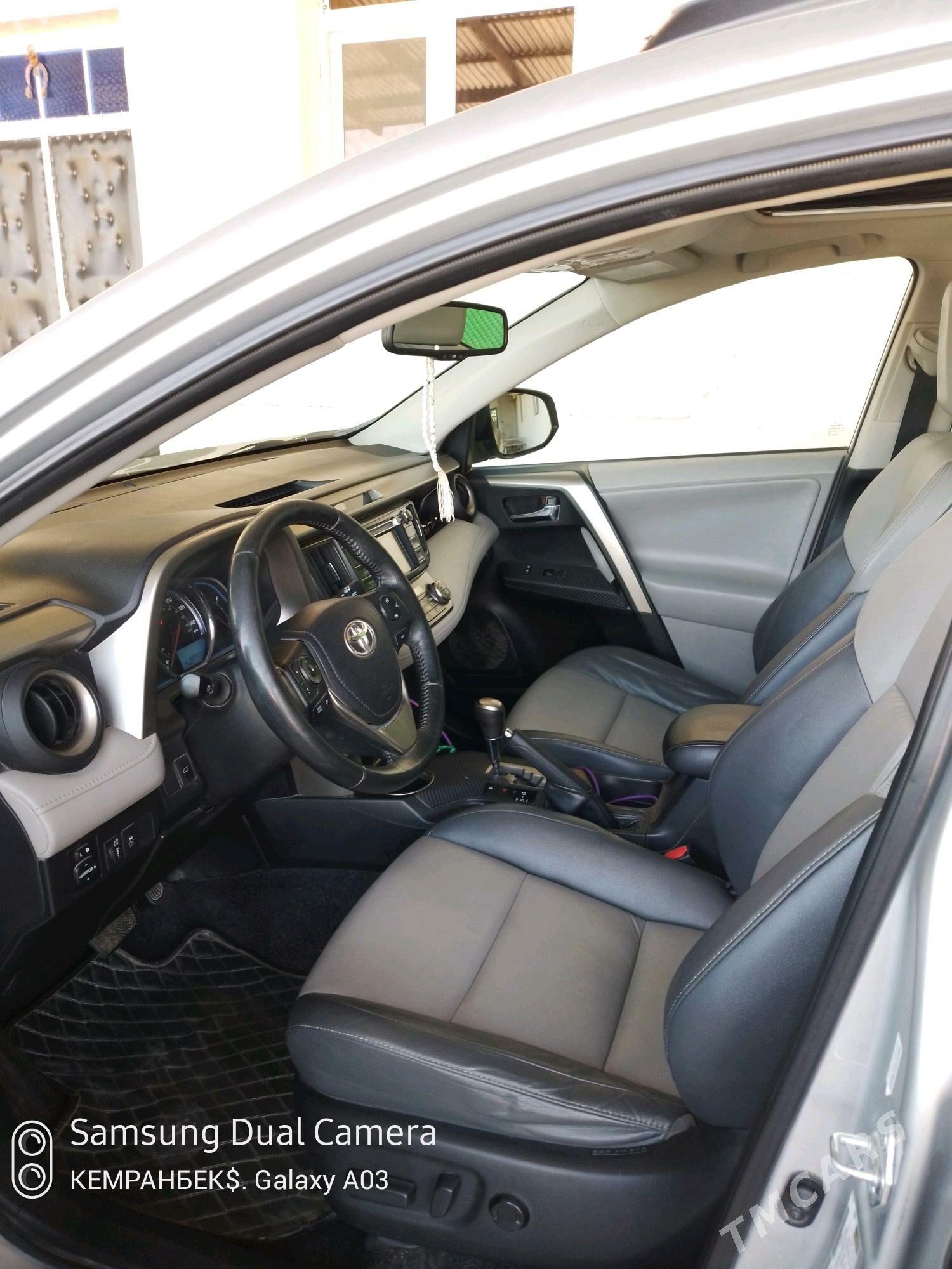 Toyota RAV4 2014 - 270 000 TMT - Gurbansoltan Eje - img 5