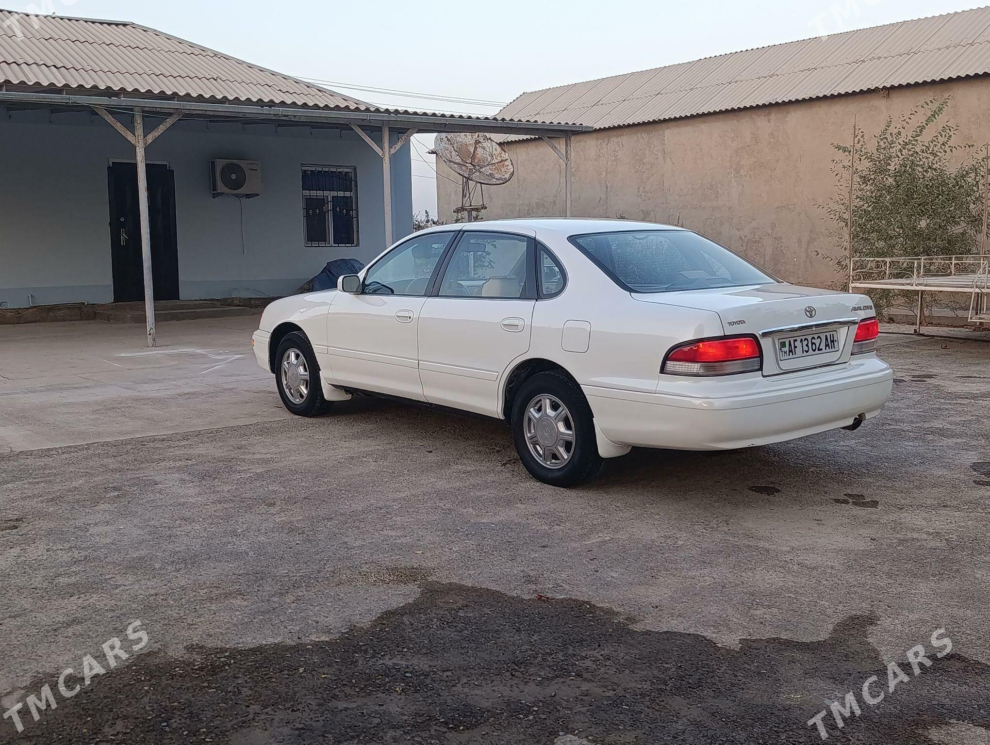 Toyota Avalon 1997 - 140 000 TMT - Теджен - img 4