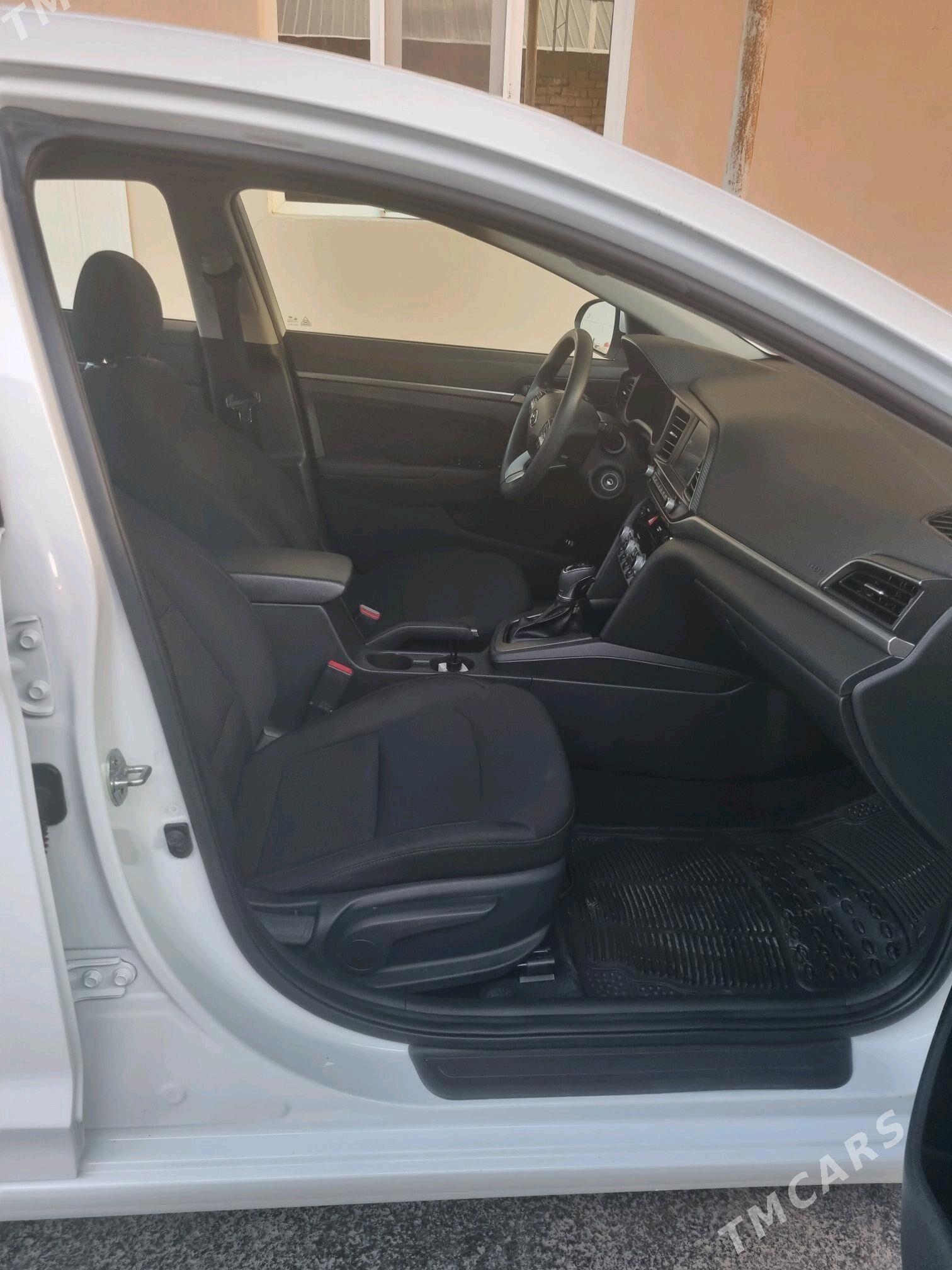 Hyundai Elantra 2020 - 245 000 TMT - Aşgabat - img 2