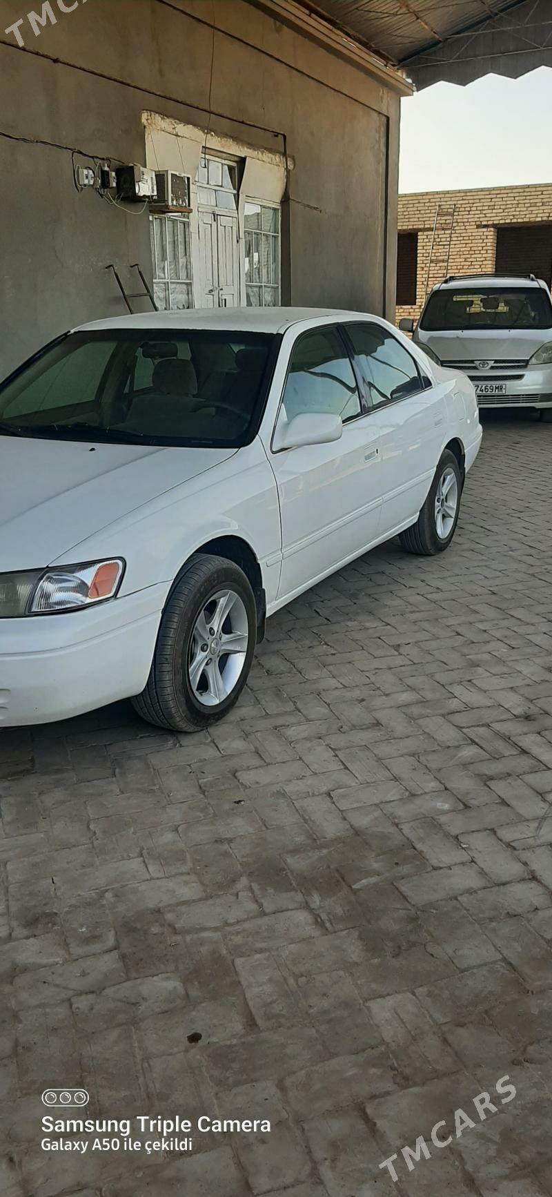 Toyota Camry 1997 - 130 000 TMT - Байрамали - img 2