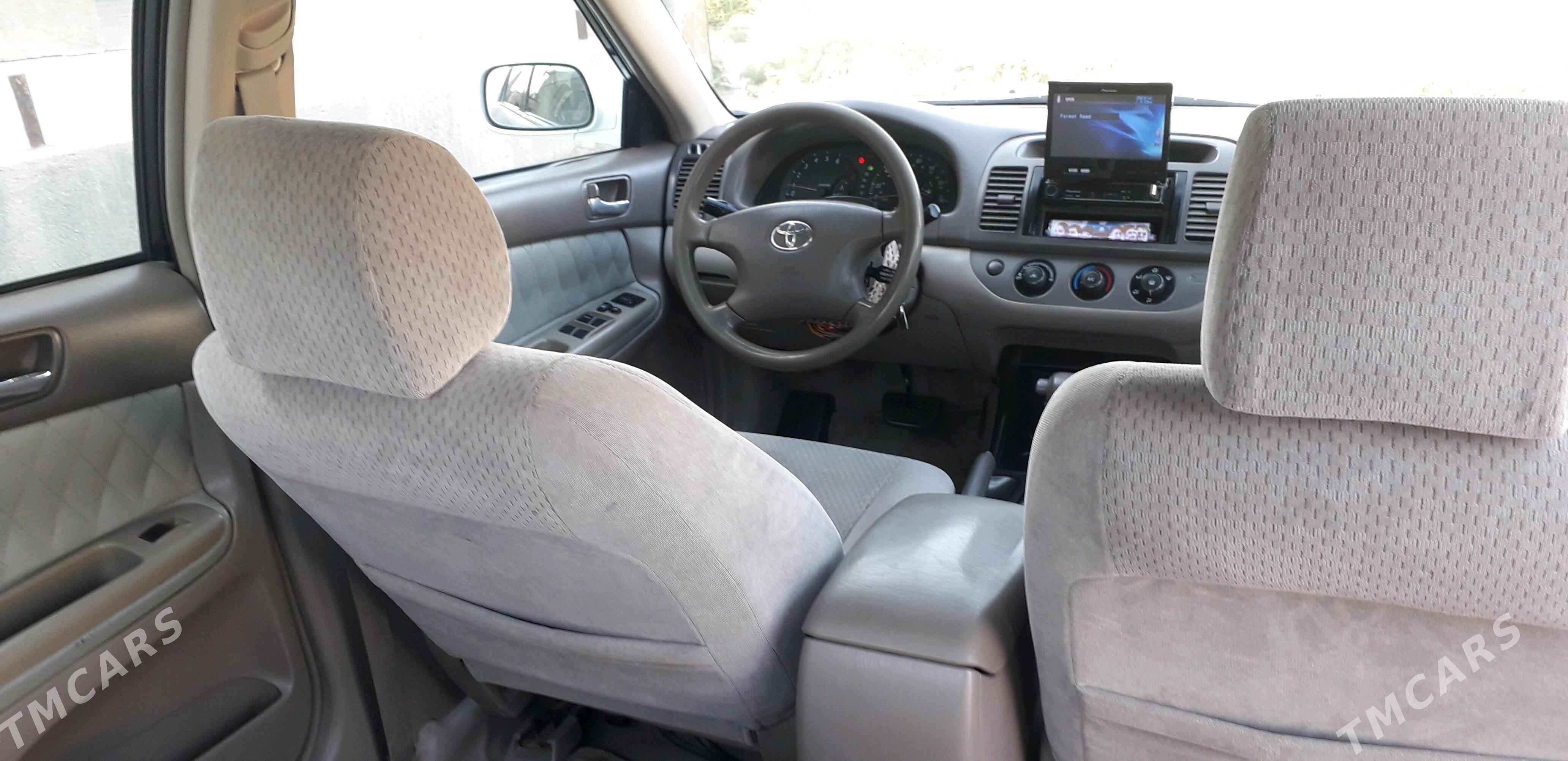 Toyota Camry 2002 - 175 000 TMT - Теджен - img 5