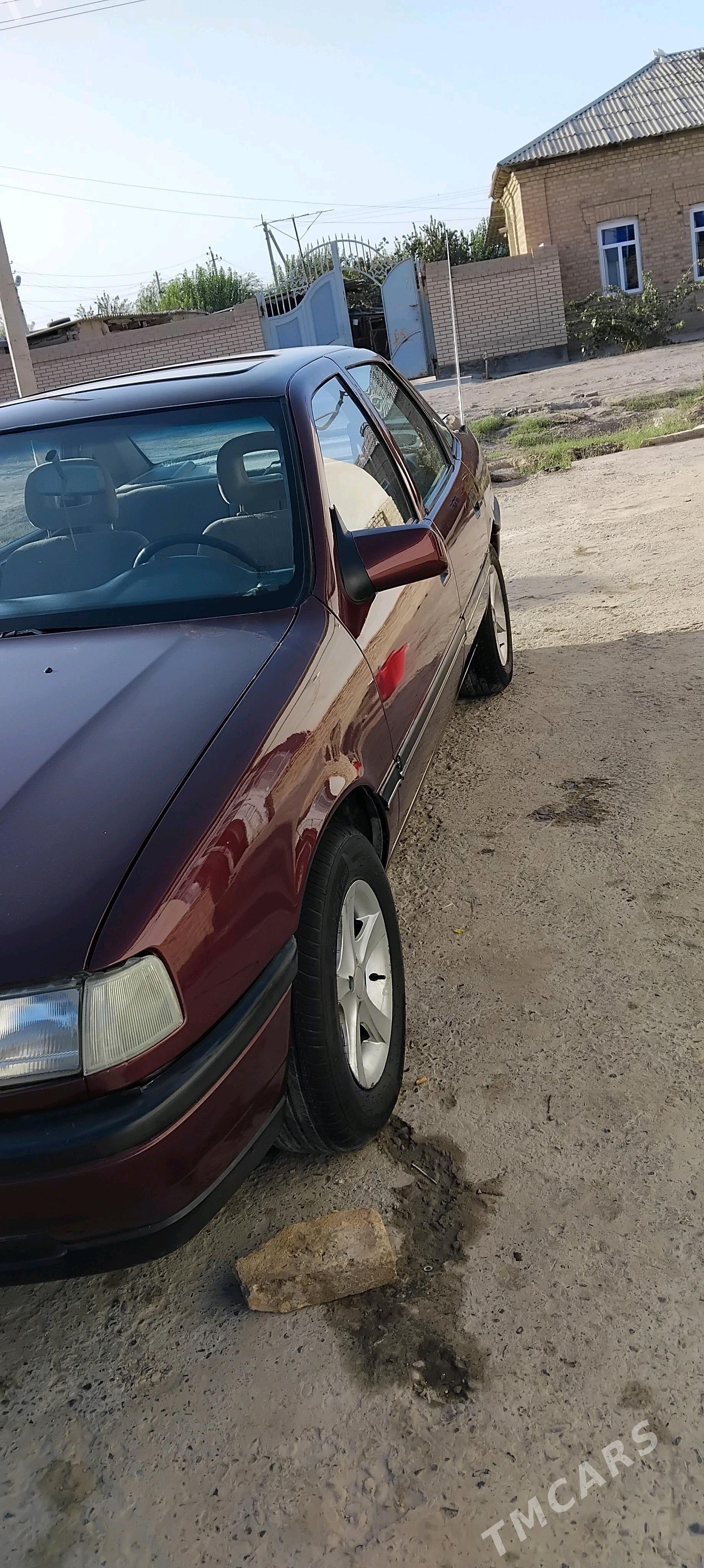 Opel Vectra 1991 - 40 000 TMT - Mary - img 5