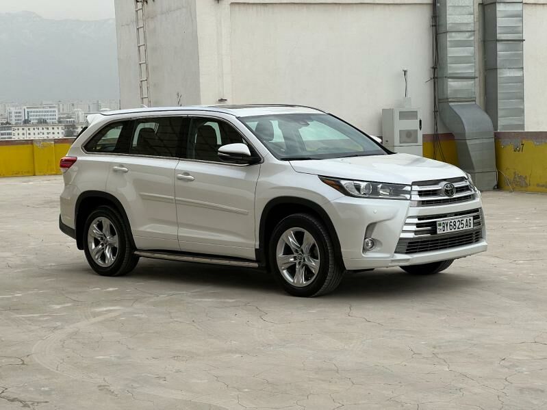 Toyota Highlander 2019 - 505 000 TMT - Ашхабад - img 3