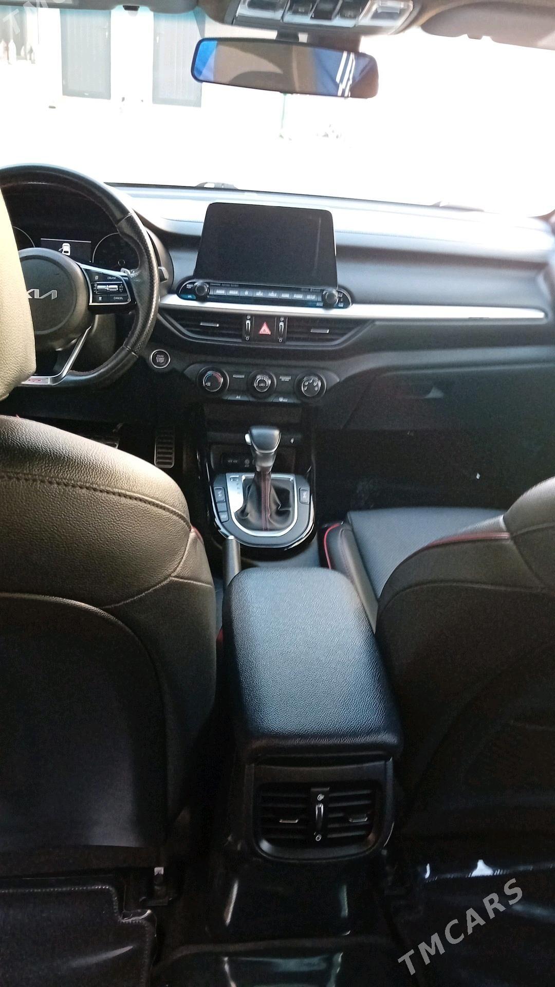 Kia Forte 2020 - 245 700 TMT - Bedew - img 8