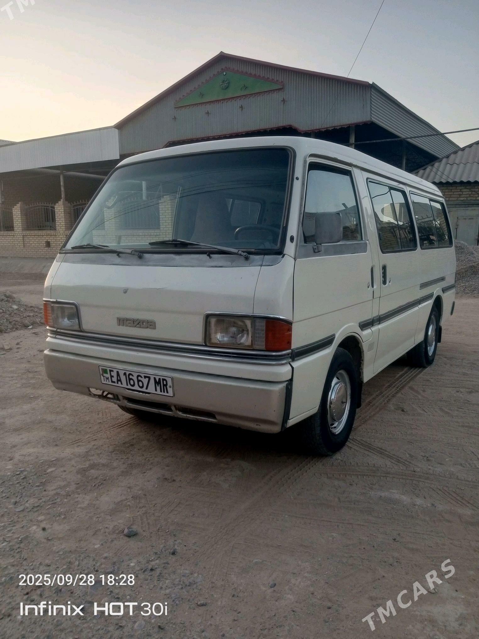 Mazda B2000 1992 - 60 000 TMT - Murgap - img 5