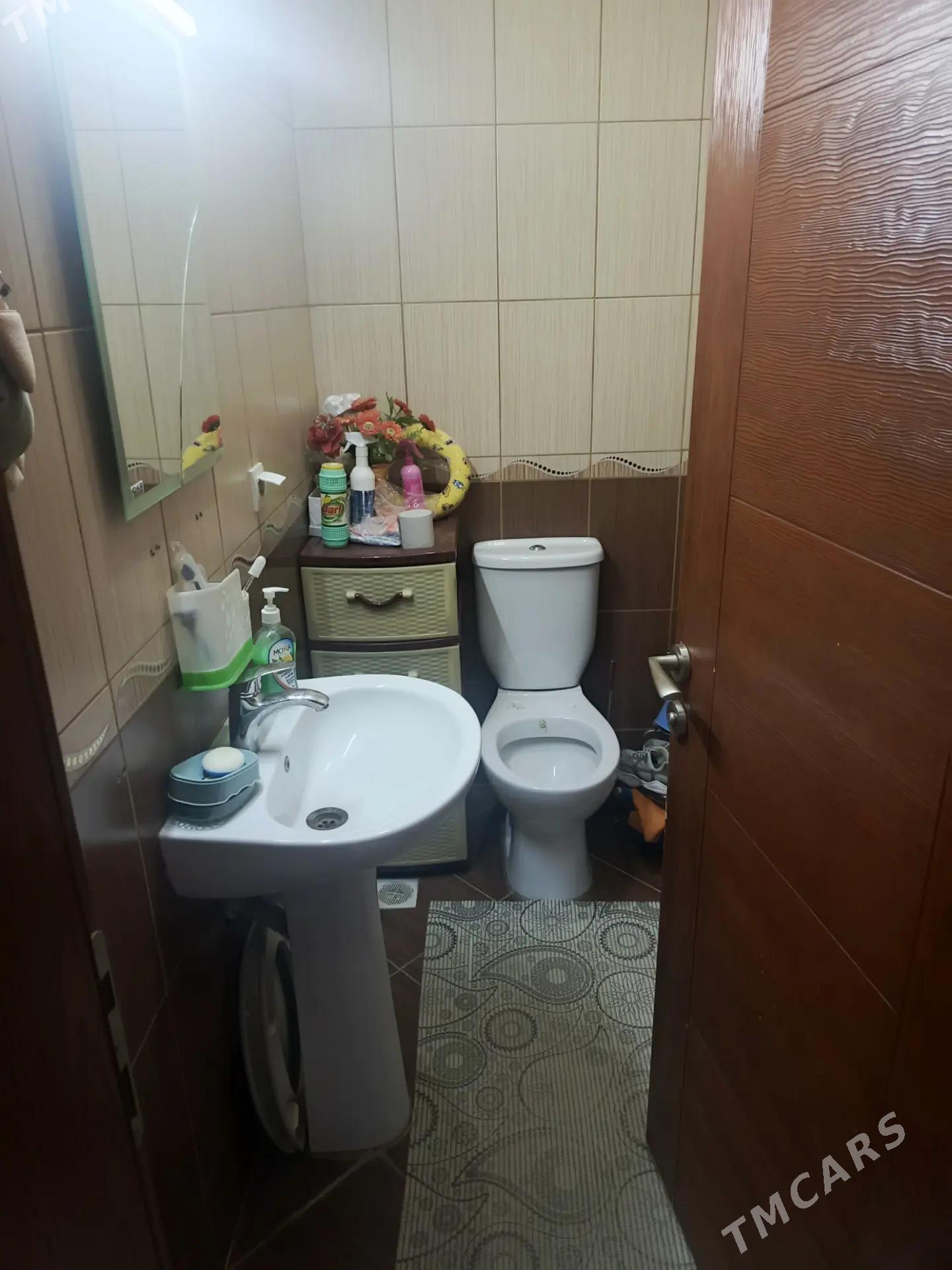 3 ком Таслама 4/2 этаж 95 кв - Aşgabat - img 5