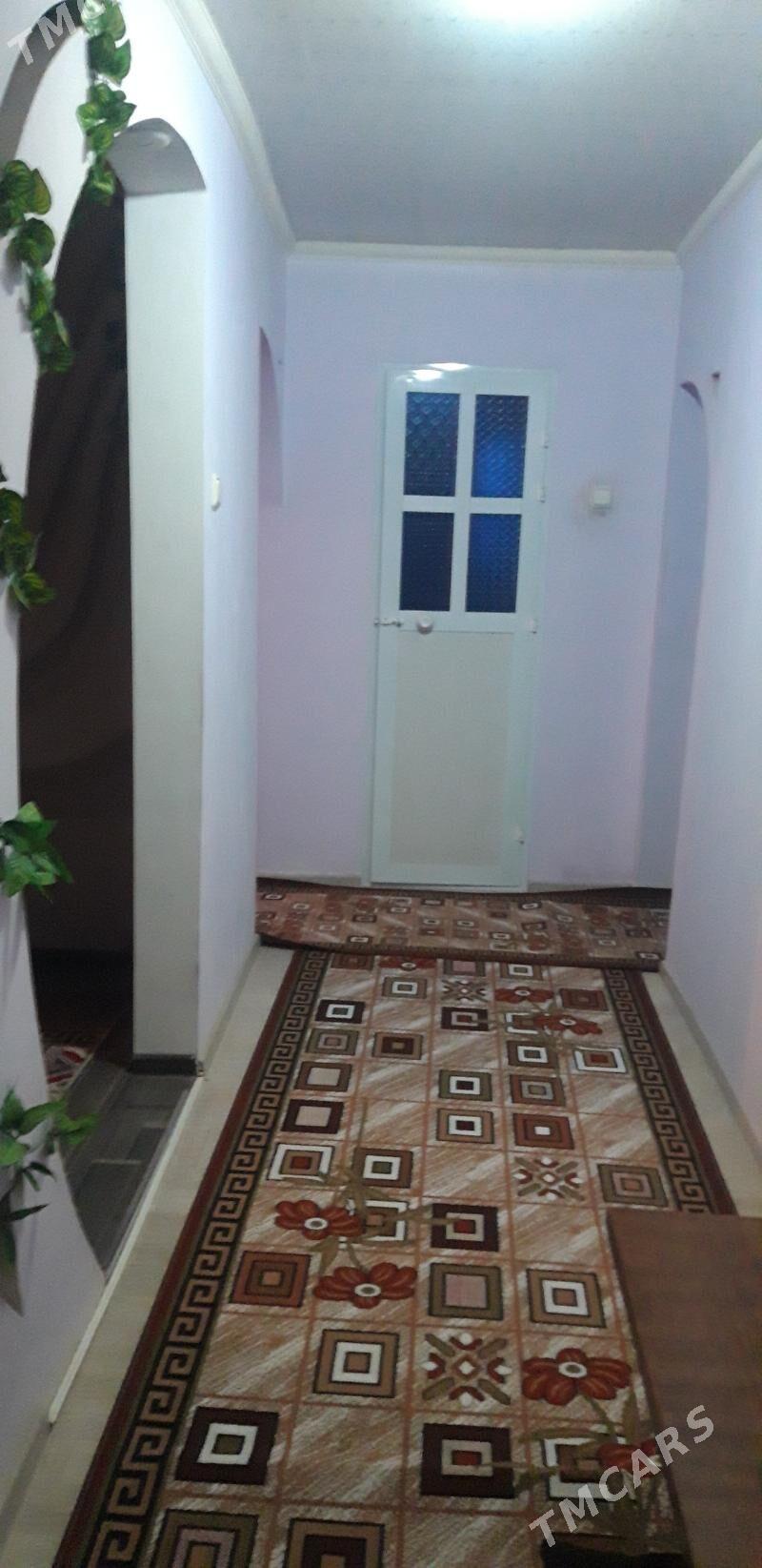 Продается квартира в центре - Фарап - img 4