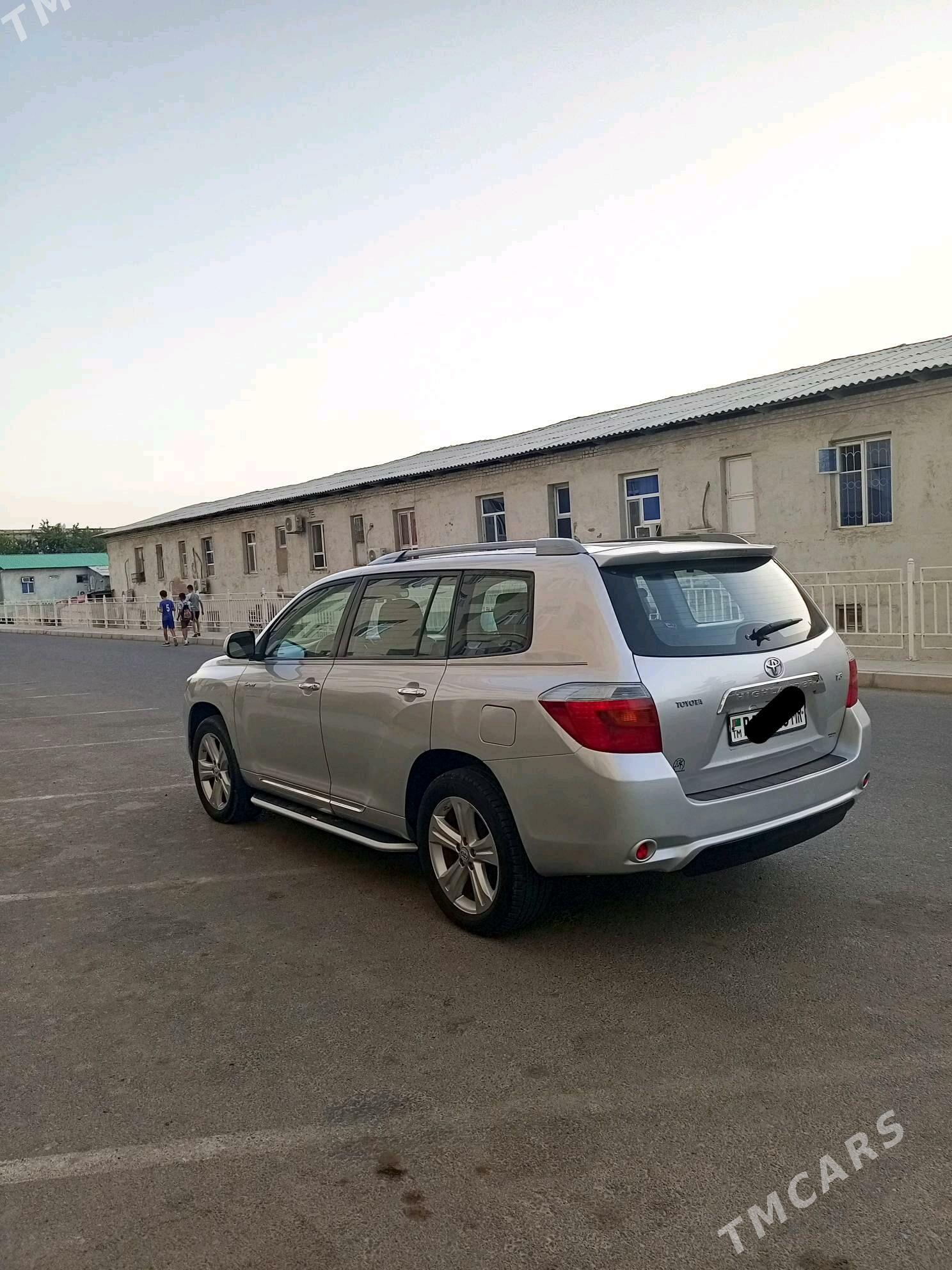 Toyota Highlander 2009 - 300 000 TMT - Мары - img 3