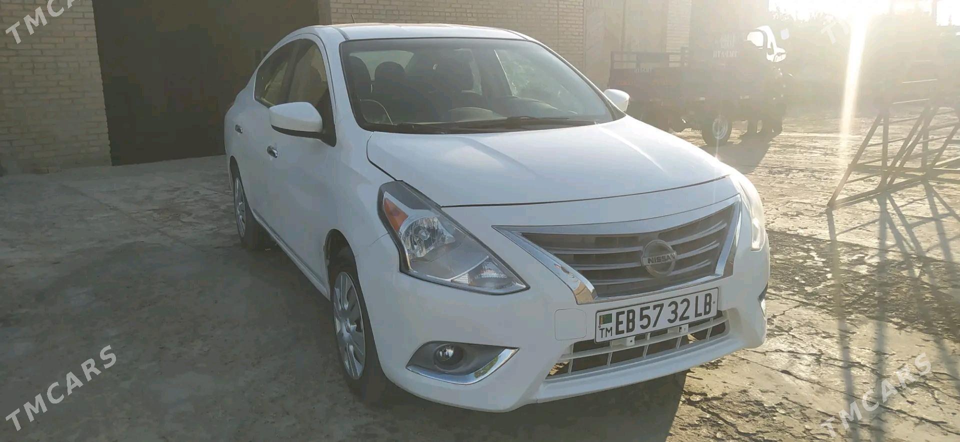 Nissan Versa 2019 - 150 000 TMT - Darganata - img 2