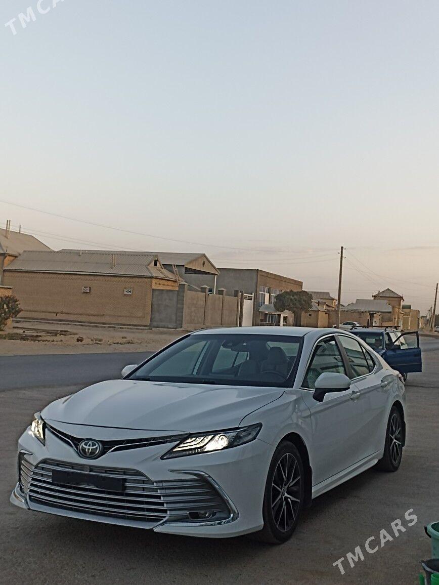 Toyota Camry 2021 - 345 000 TMT - Мары - img 4