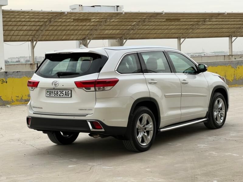 Toyota Highlander 2019 - 525 000 TMT - Ашхабад - img 6