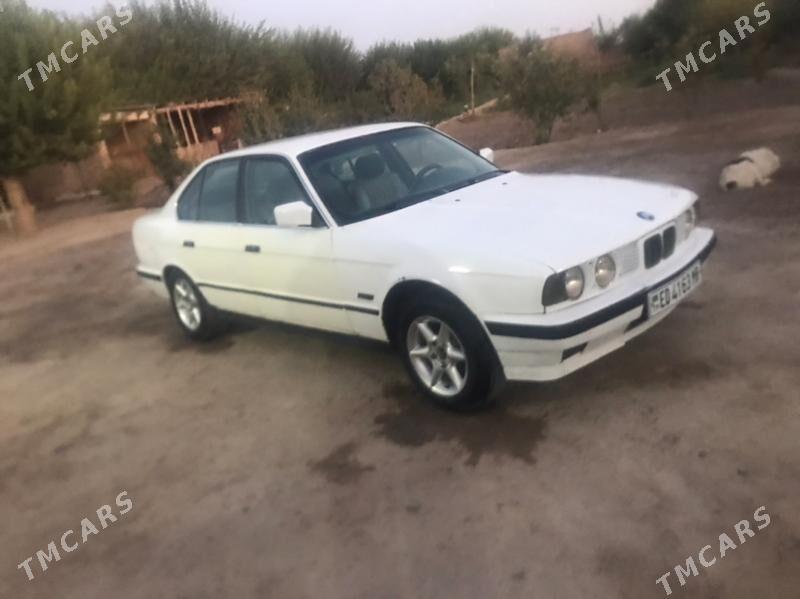 BMW 525 1990 - 26 000 TMT - Türkmengala - img 2
