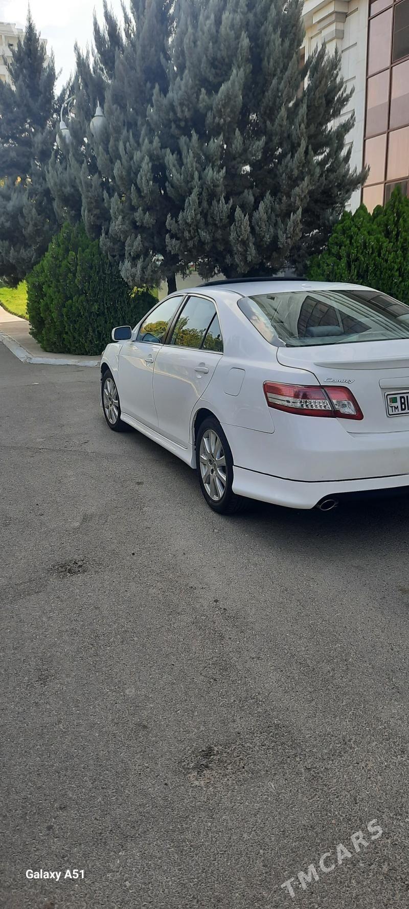 Toyota Camry 2011 - 175 000 TMT - Gurtly - img 4