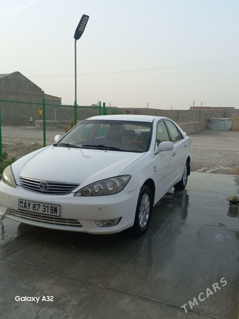 Toyota Camry 2004 - 160 000 TMT - Гызыларбат - img 4