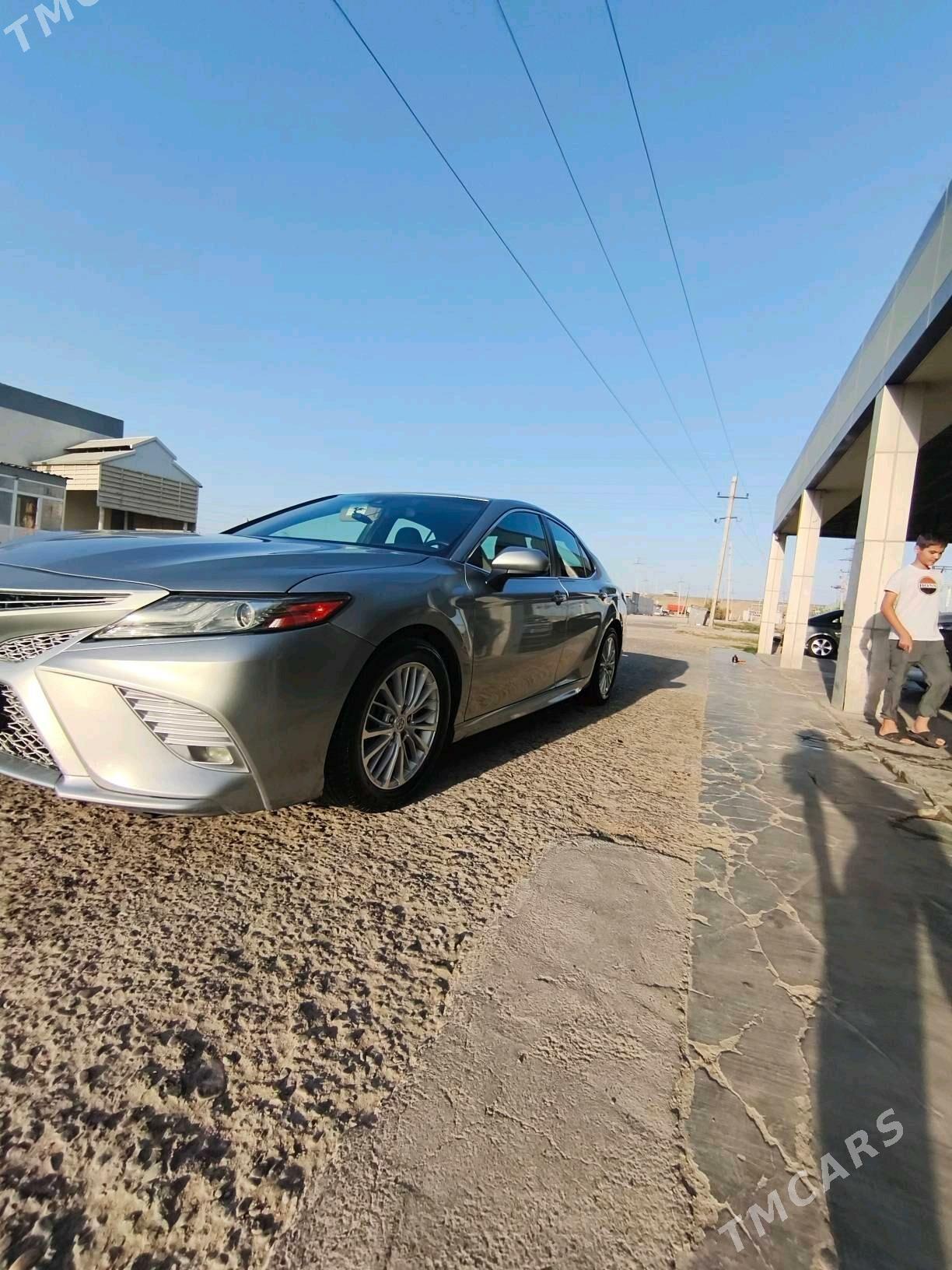 Toyota Camry 2018 - 280 000 TMT - Мары - img 4