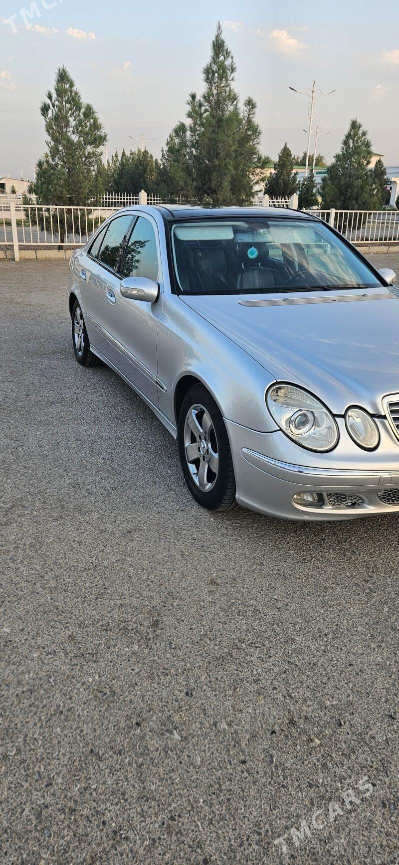 Mercedes-Benz E320 2003 - 150 000 TMT - Ak bugdaý etraby - img 4