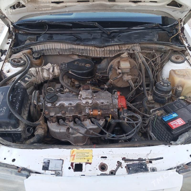 Opel Vectra 1992 - 27 000 TMT - Мургап - img 7