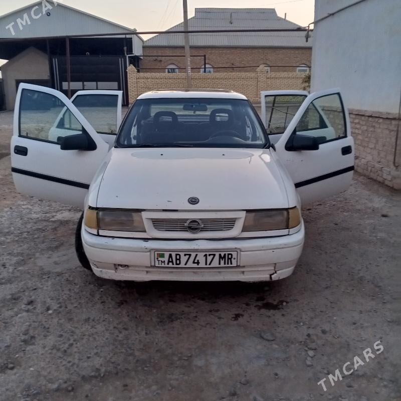Opel Vectra 1992 - 27 000 TMT - Мургап - img 2