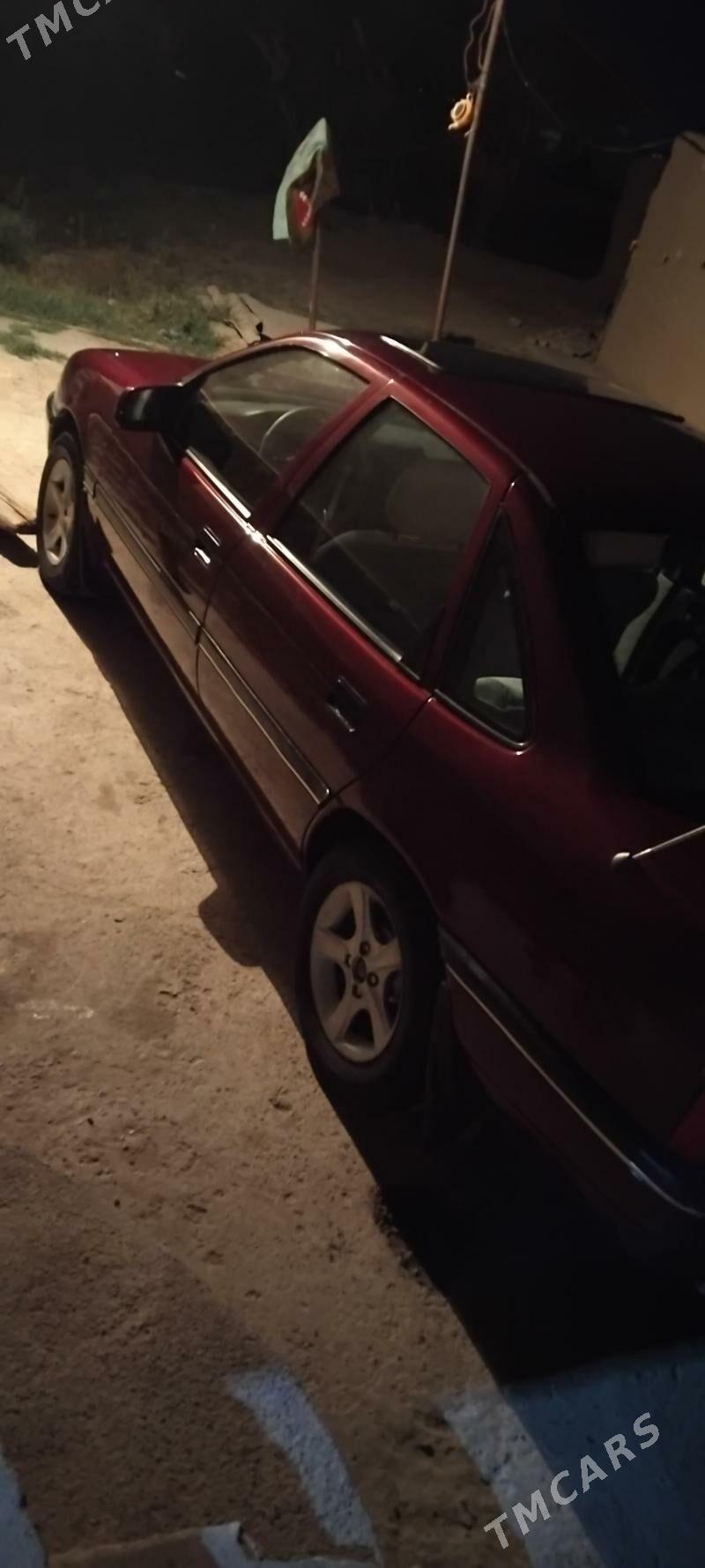 Opel Vectra 1990 - 40 000 TMT - Мары - img 6