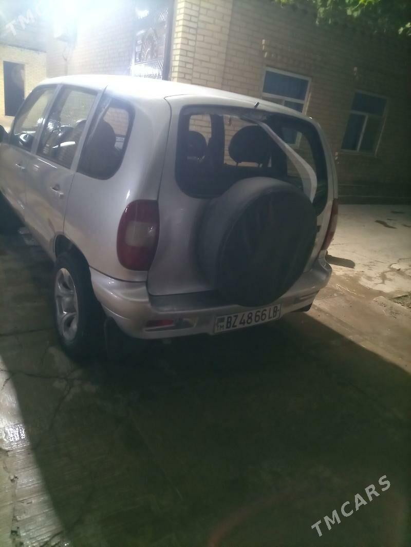 Chevrolet Niva 2009 - 55 000 TMT - Сакар - img 7