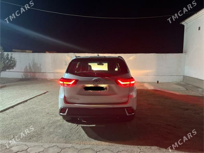 Toyota Highlander 2019 - 500 000 TMT - Balkanabat - img 7