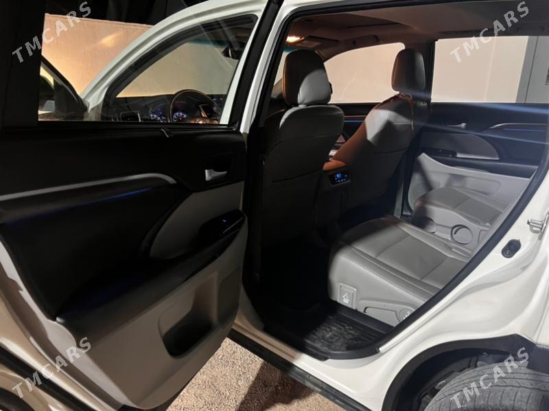 Toyota Highlander 2019 - 500 000 TMT - Balkanabat - img 3